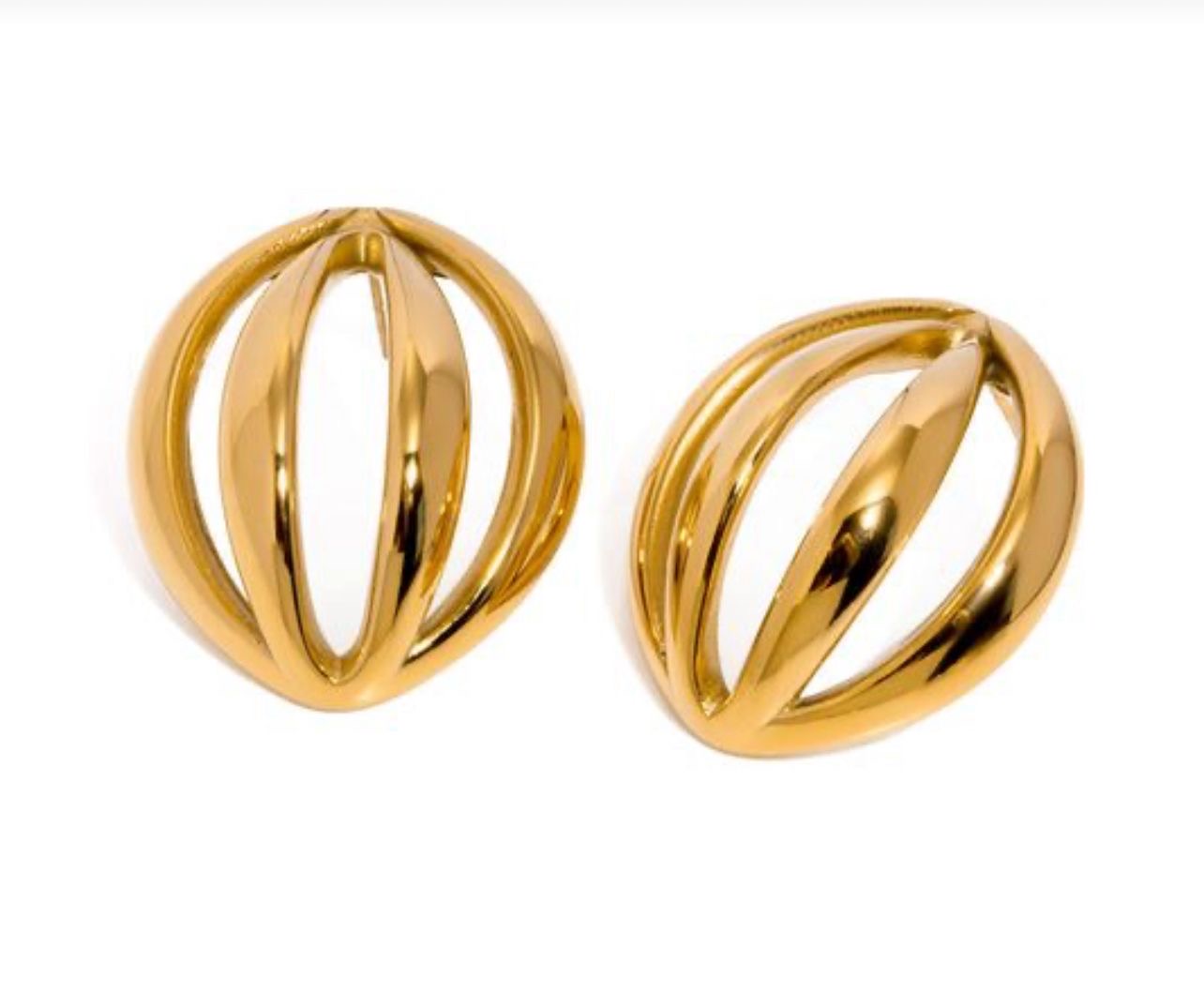 Multi-Layered Circle Studs