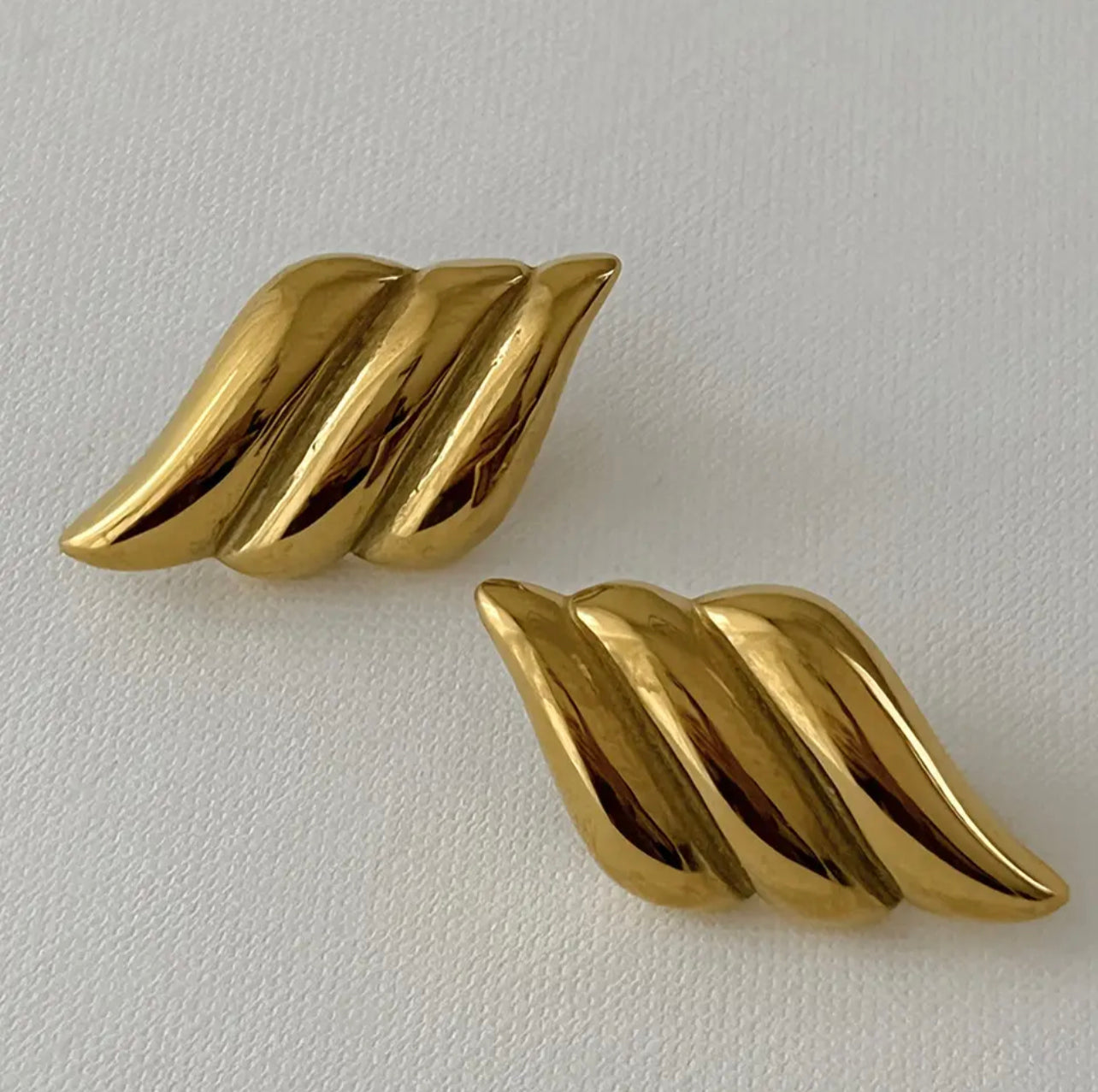 Gold Wave Studs