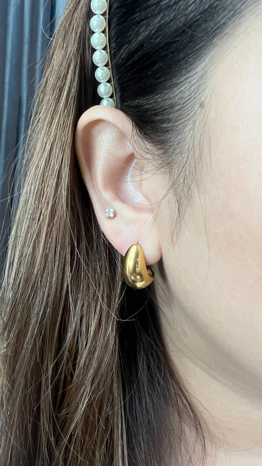 Gold Teardrop Earrings