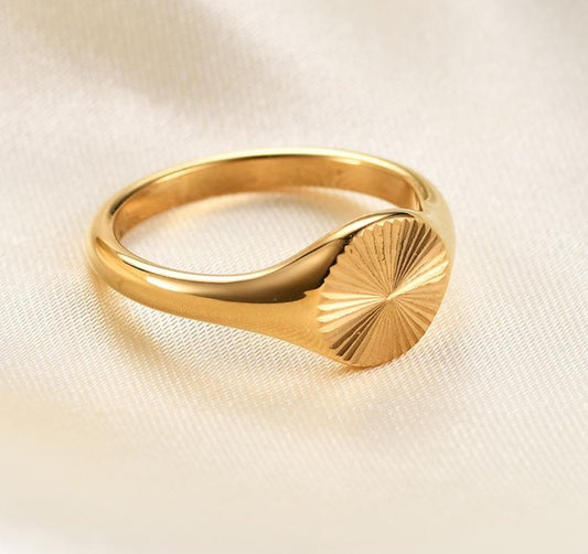 Gold Disc Ring